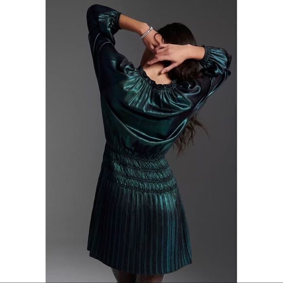 NEW Anthropologie Current Air Drea Holly Shimmer Pleated V-Neck Mini Dress Small - Picture 3 of 4